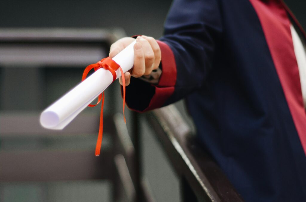The Ultimate Guide to Top Global Scholarships You Can Apply for Today (2024-2025)